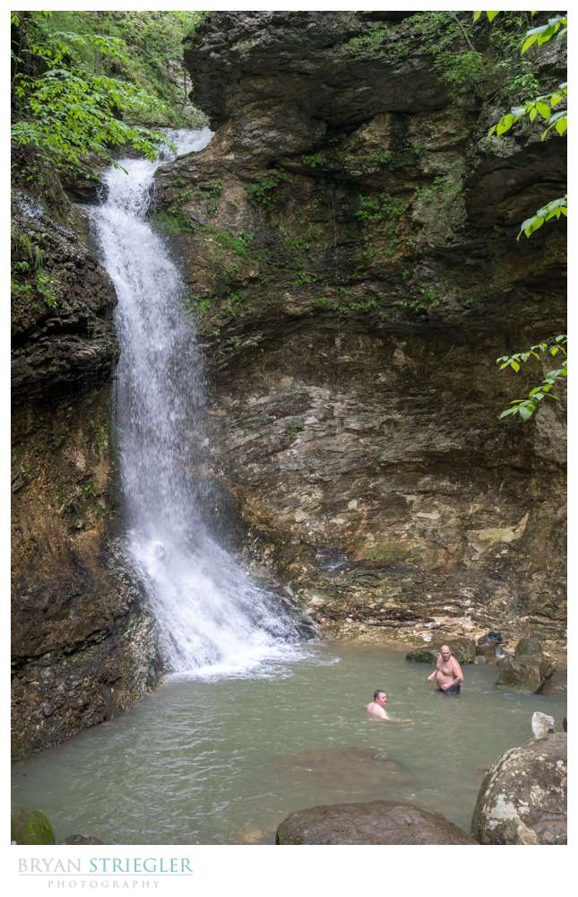 waterfall in Ponca